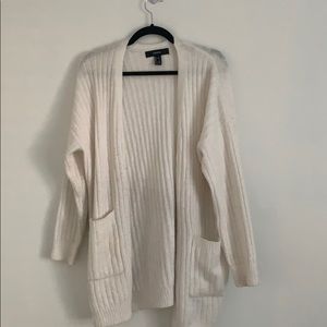 OVERSIZED FOREVER 21 WHITE KNIT CARDIGAN
